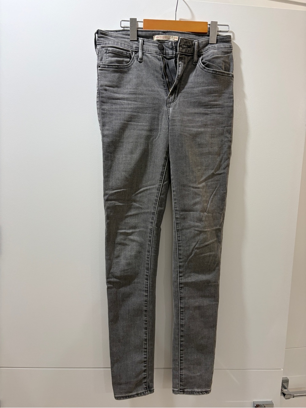 Levi's High-Rise Slim Jeans in Gray Wash